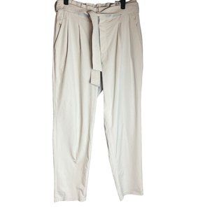 Athleta Skyline Pant Size 10 Beige Lightweight Paperbag Belted Tapered Travel